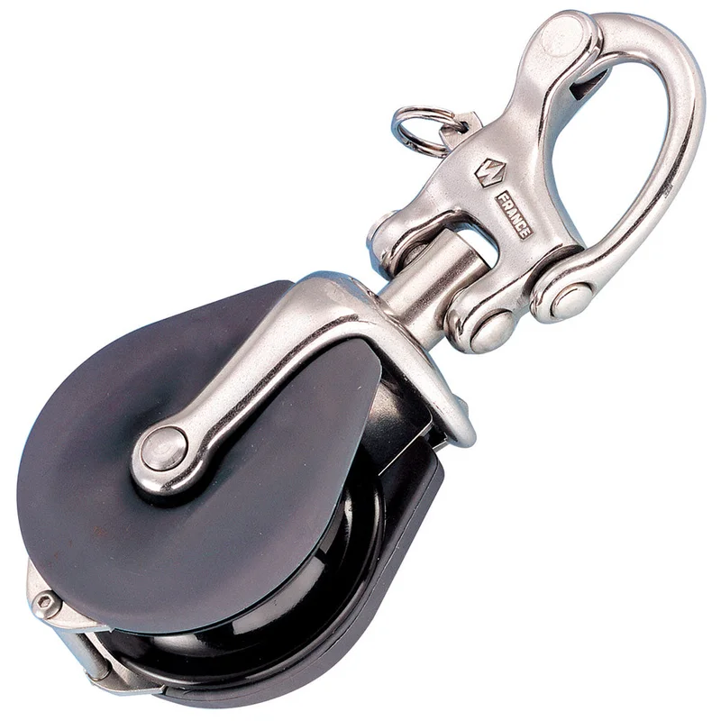 essenbaymarine570688